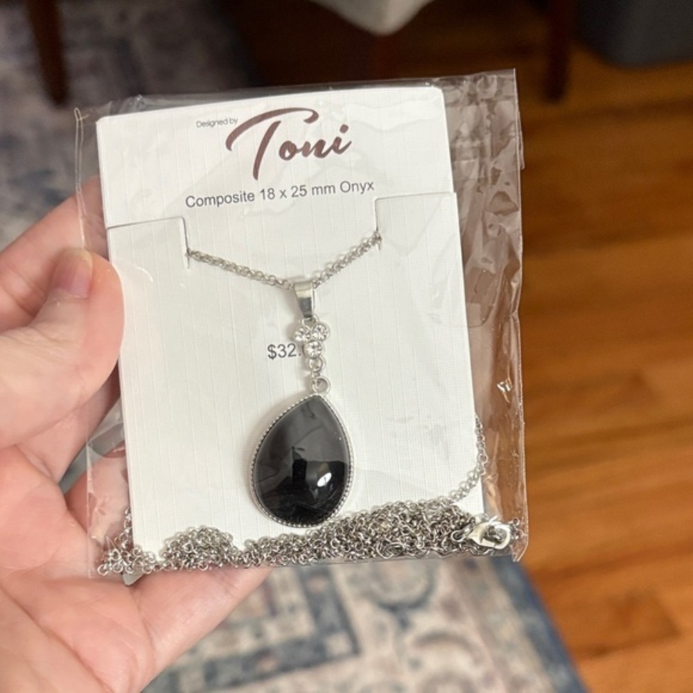 Silver tone and Composite Black Onyx Teardrop Necklace